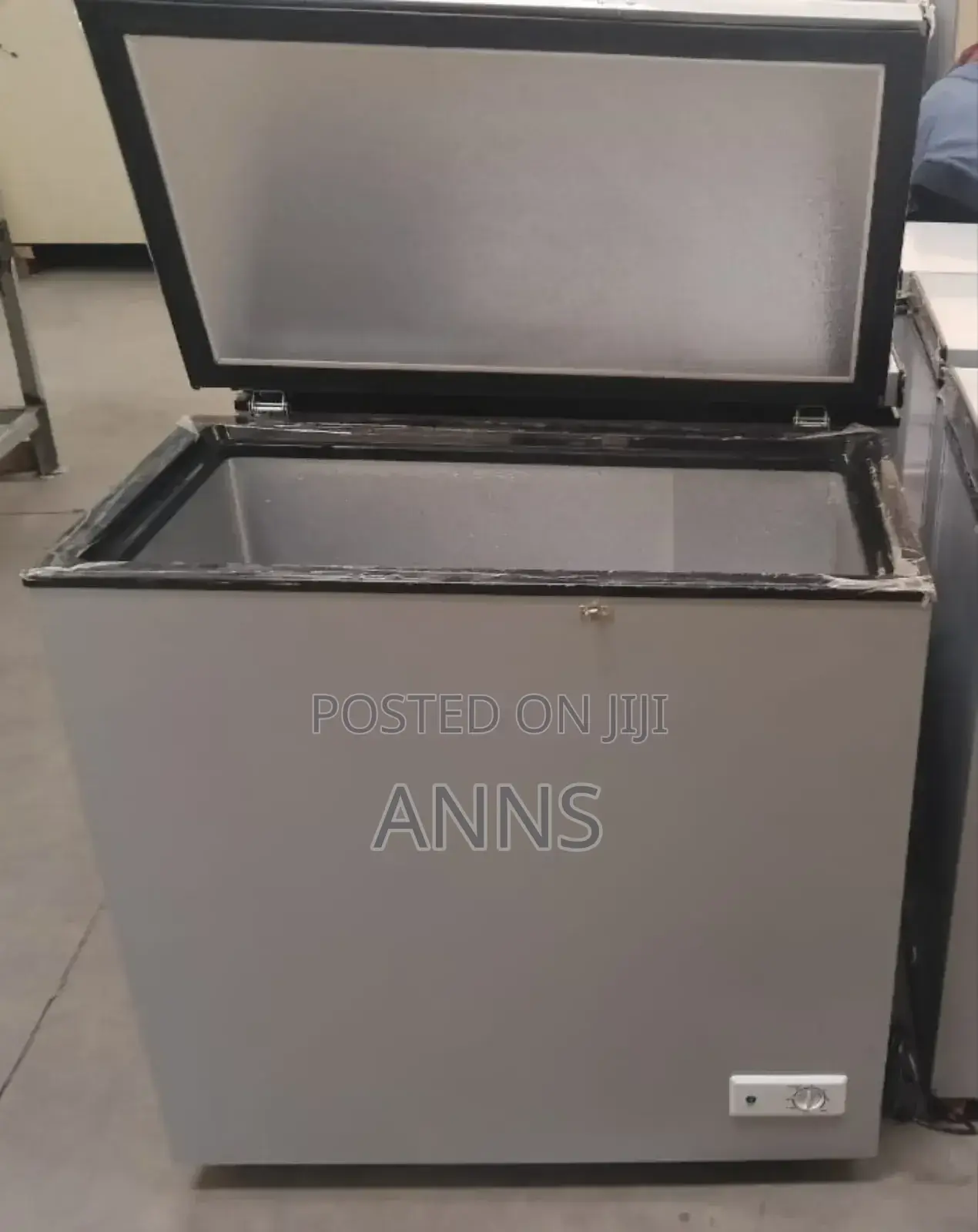 Volsmart 150L Silver Energy Saving Deep Freezer