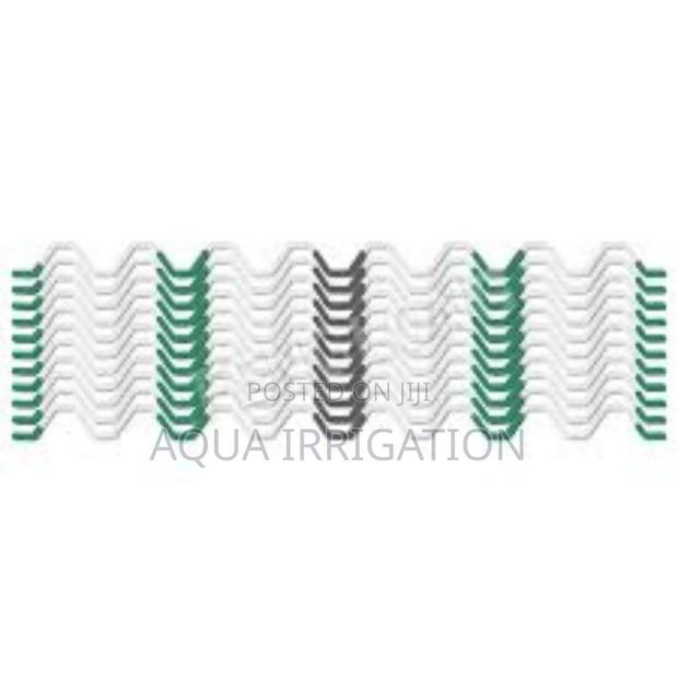 Secure Greenhouses With Premium Zigzag Wires