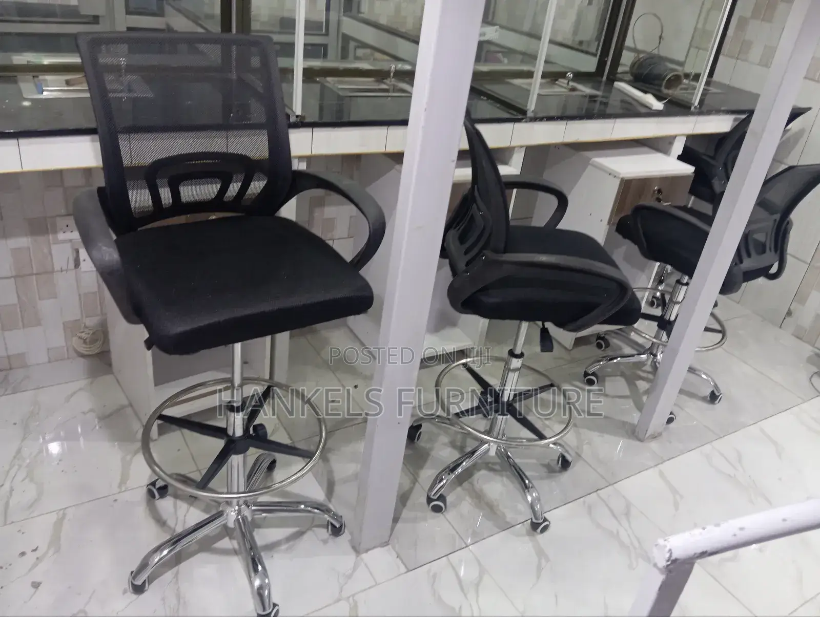 Mesh Swivel Stool