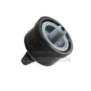 "Healthy Tomatoes With Button Drippers - thumbnail 2