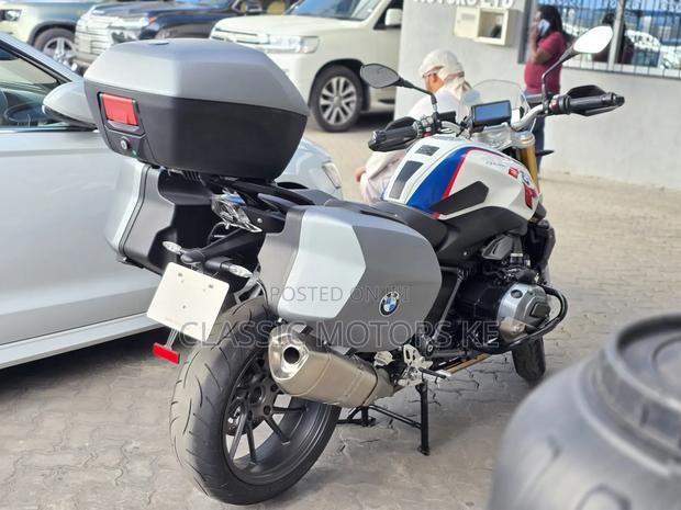 BMW 1200 2018 White - thumbnail 3