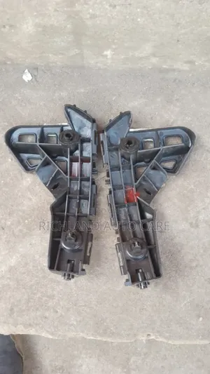 Harrier Zsu60 Bumper Bracket