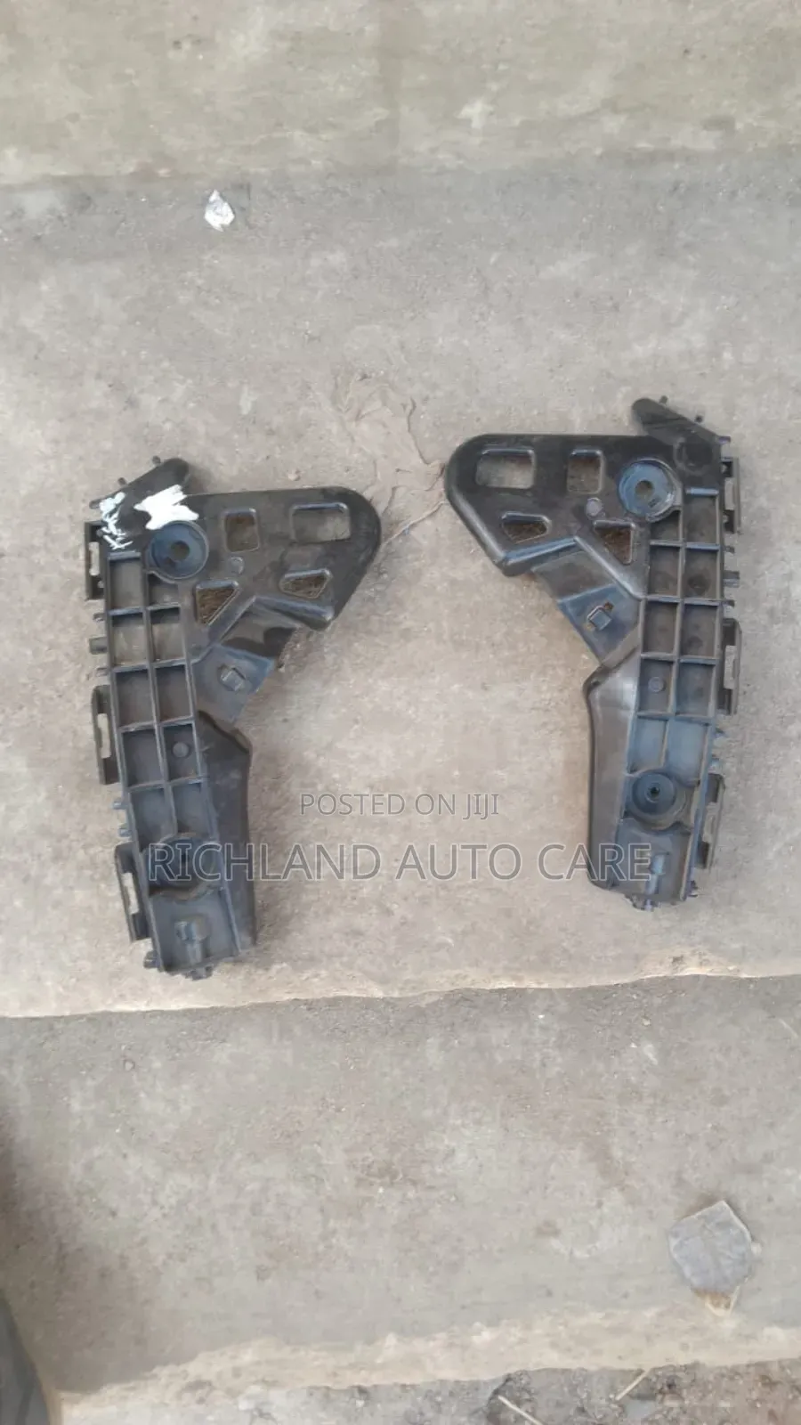 Harrier Zsu60 Bumper Bracket
