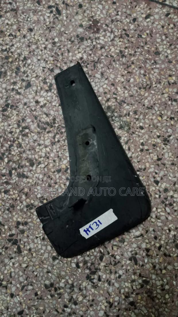 X-Trail Nt31 Rear Mudflap - thumbnail 3