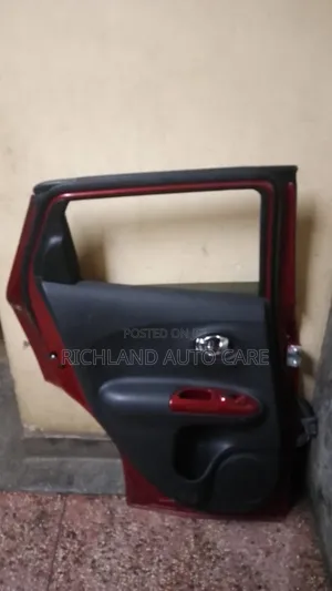 Nissan Juke Rear Door