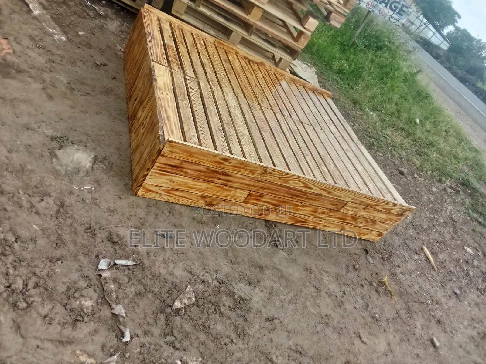 5x6 Rustic Bed