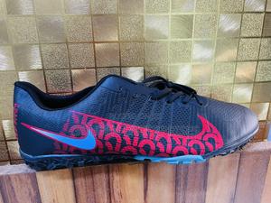 Black Nike Rugby Trainers 40-45 - thumbnail 2