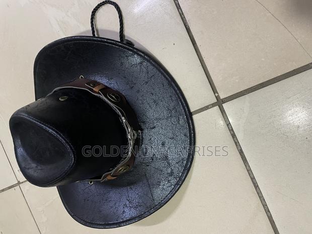 Black Quality Vintage Cowboy Hat - thumbnail 3