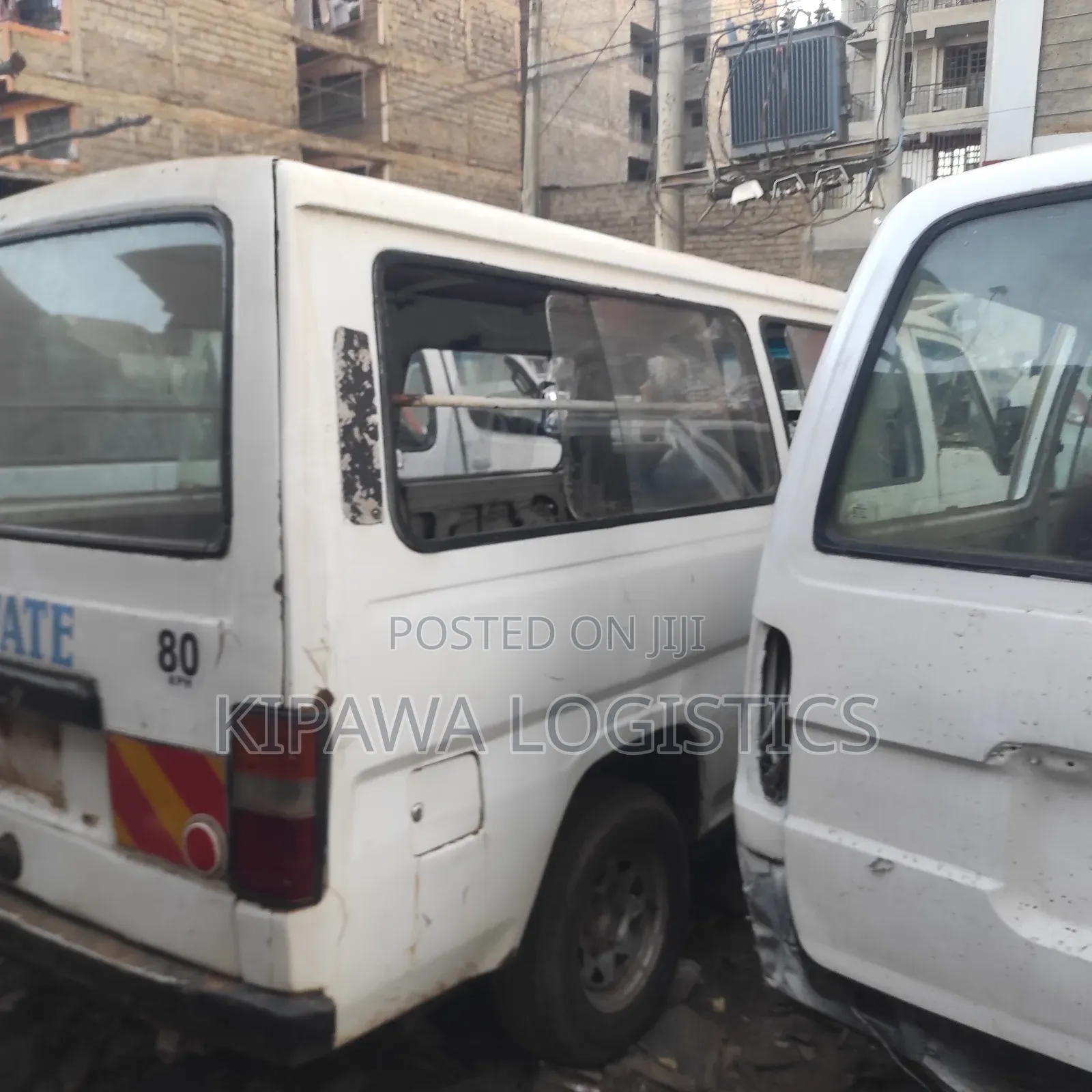 Nissan Caravan (Urvan) 1999 Blue