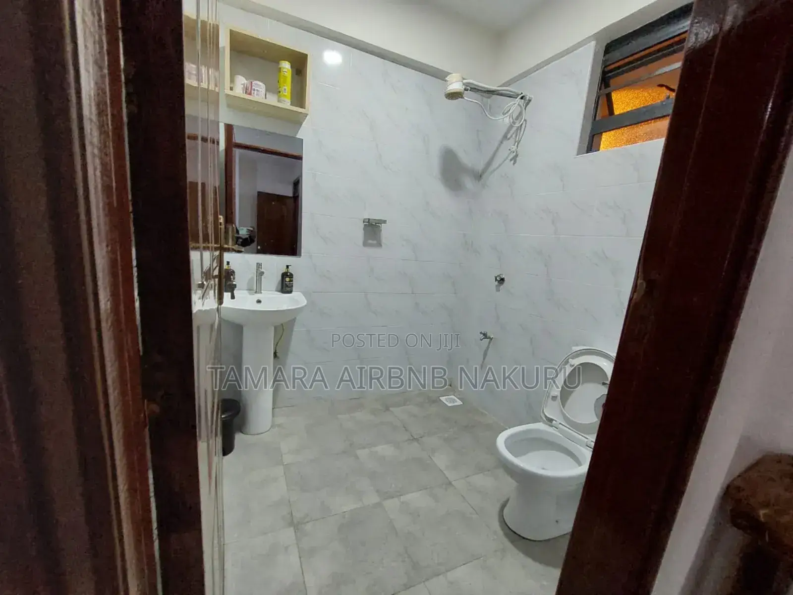 2 Bedroom Airbnb Nakuru With Lake and Park View