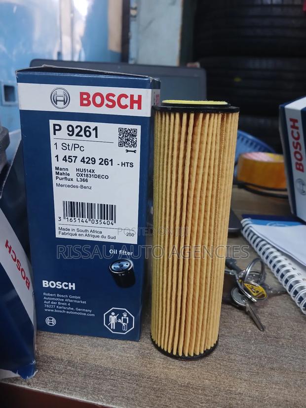 Mercedes Benz W203/W211 Sprinter Bosch P 9261 Oil Filter.