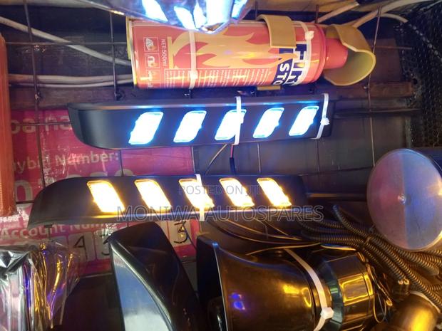 Fog Lights Toyota Mark X - main view