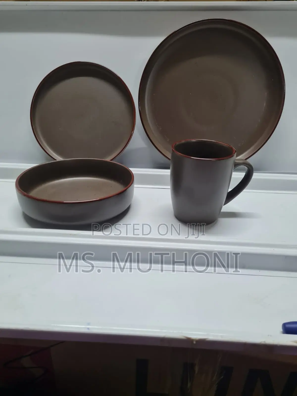 Brown Elegant 24 Pieces Ceramic Dinner Set