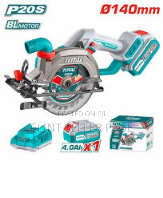 Total Lithium Ion Brushless Circular Saw