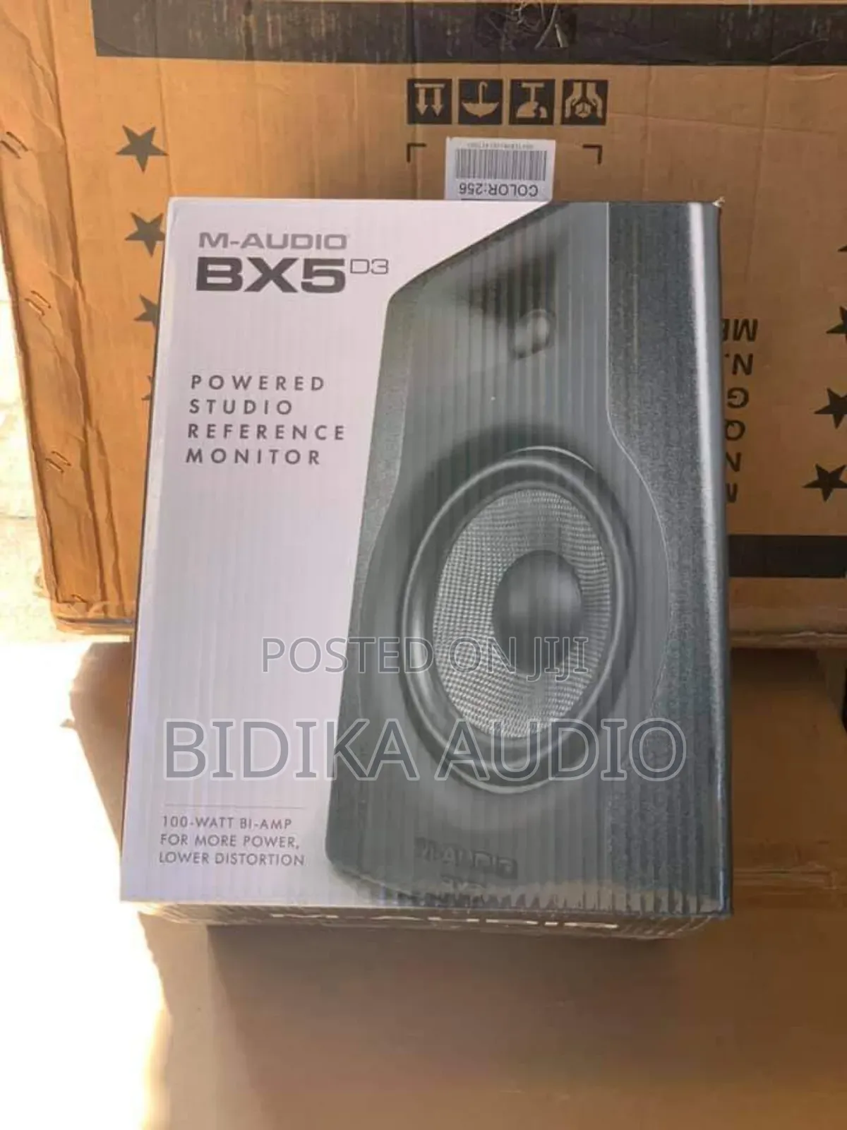 New M-Audio Bx5 Speaker