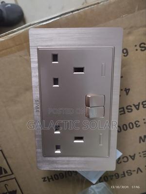 Twin Sockets - main view