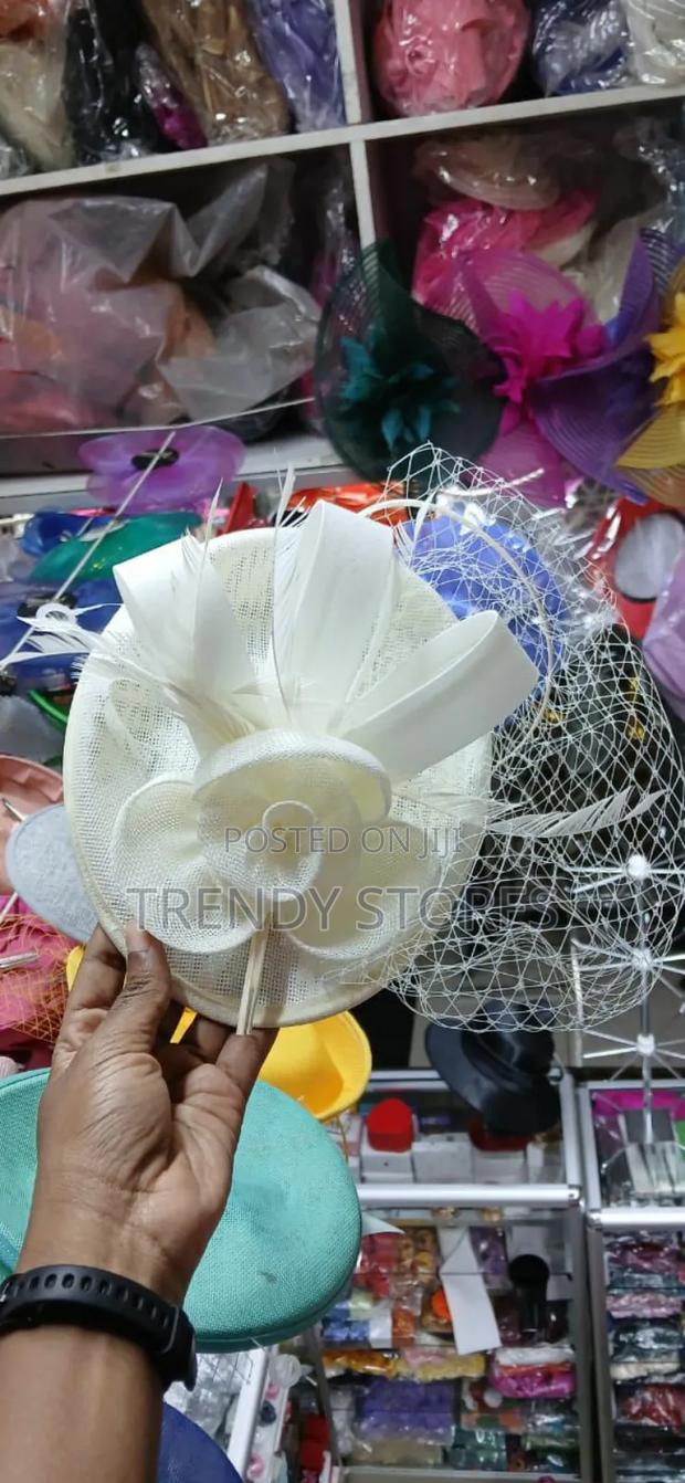 White Sleek Fascinator - thumbnail 3