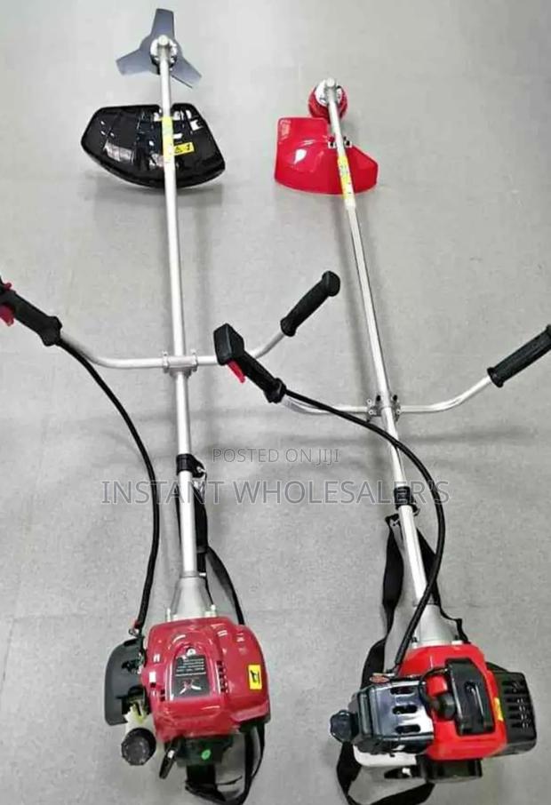 Grass Cutter Machine 4 Stroke