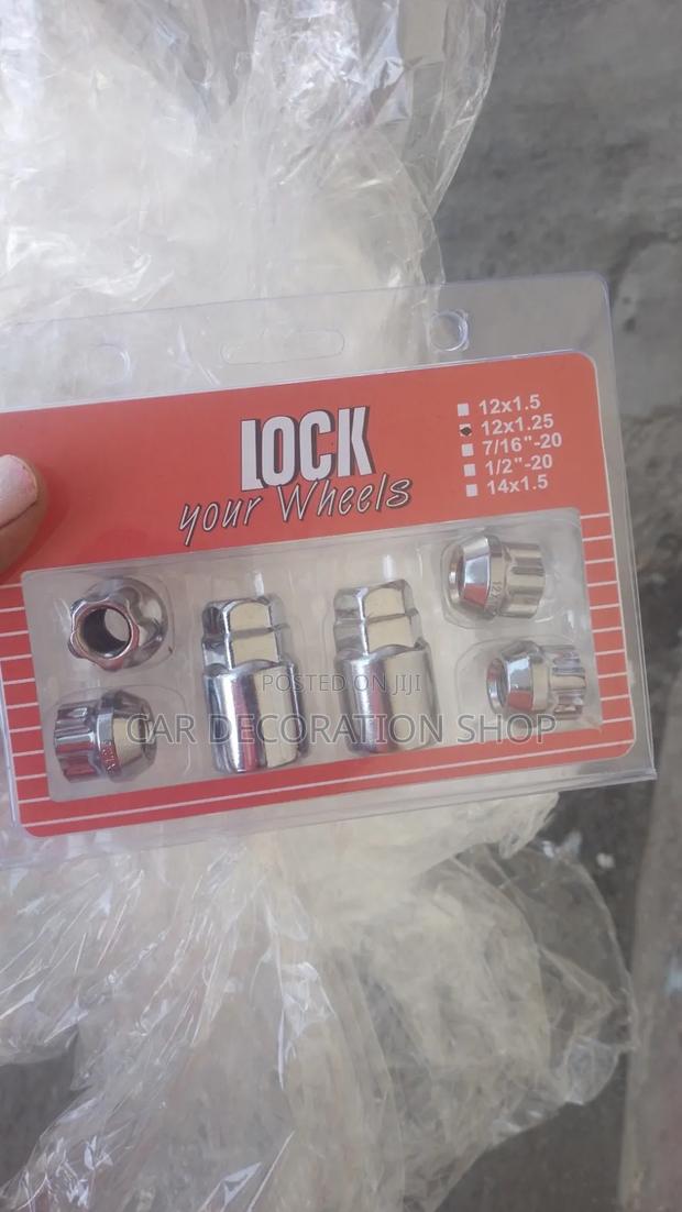 Nissan Cars Standard Size Lock Nuts for All Rims