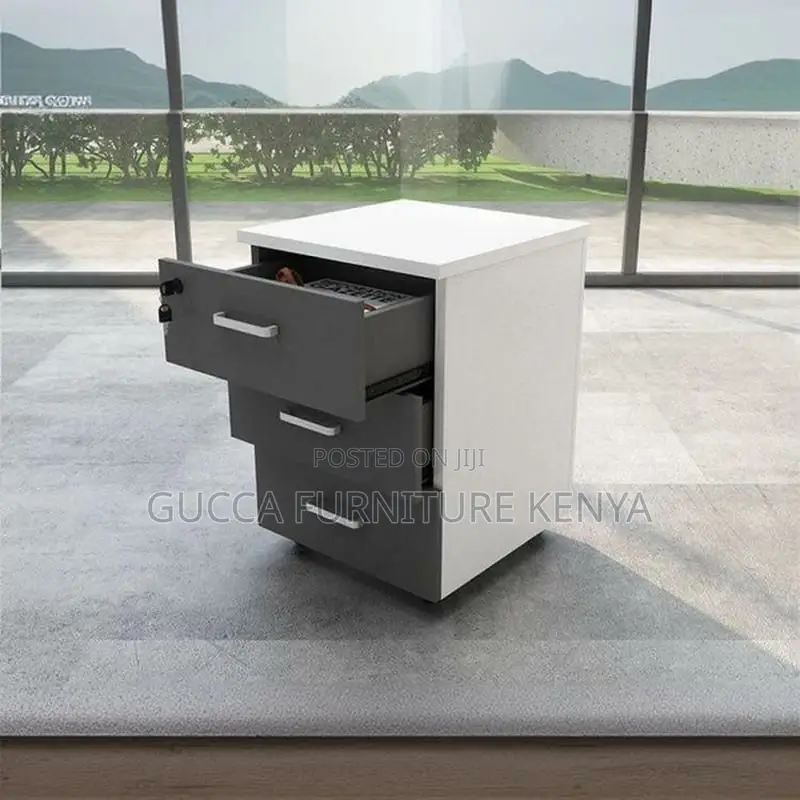 Workstations:4-Seater Wood White Modern Computer Workstation