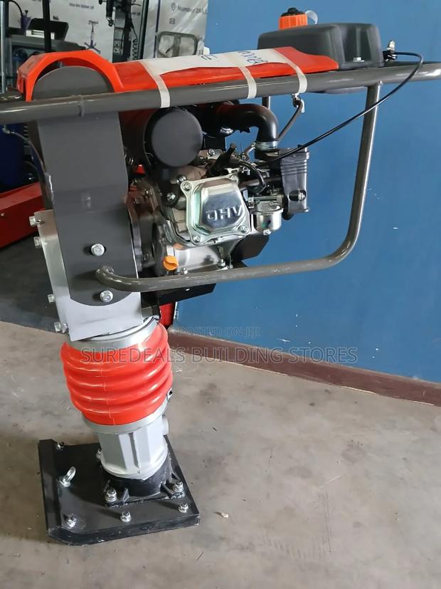 Heavy Duty Tamping Rammer Compactor/Kangaroo Compactor. - thumbnail 4
