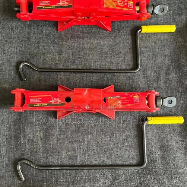 Brand New Red Scissor Emergency Jack With Handkes