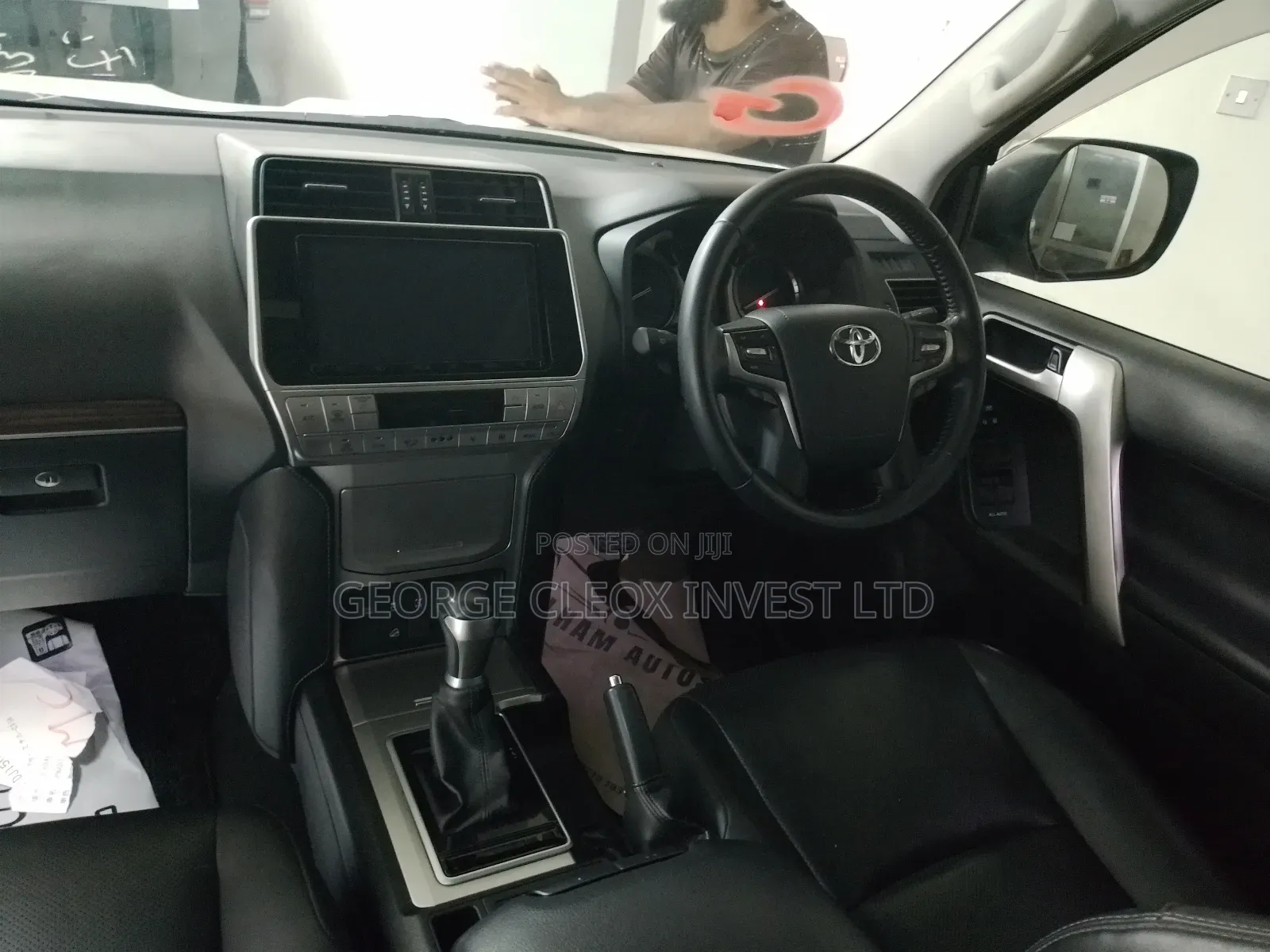 Toyota Land Cruiser 2019 White