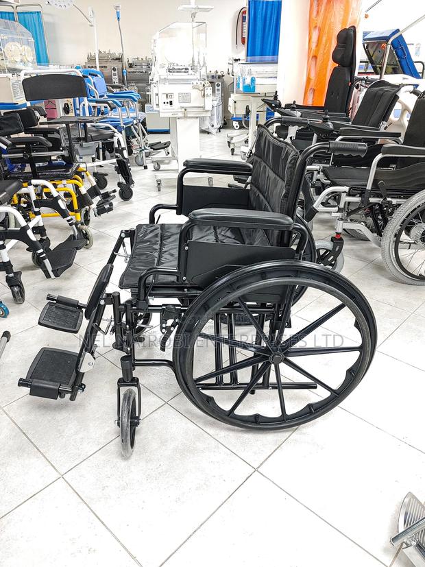 Wheelchair -Extra Wide -Heavy Duty (Mw01-L-150)