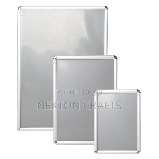 Snapper Frames , Metallic Frames A1