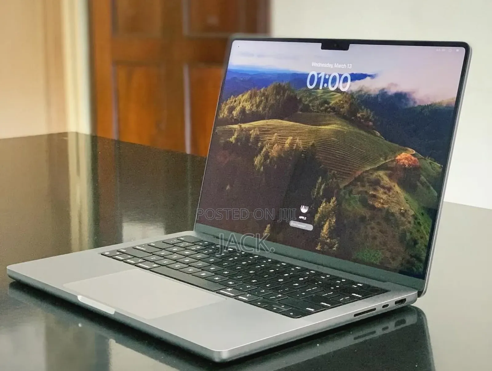 Laptop Apple MacBook Pro 2023 M2 Pro 14-Inch 16GB Apple M2 SSD 512GB