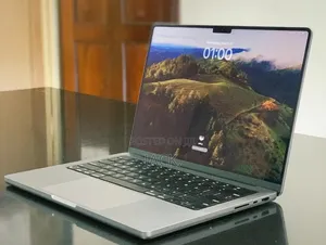 Laptop Apple MacBook Pro 2023 M2 Pro 14-Inch 16GB Apple M2 SSD 512GB