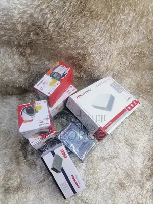 BEST QUALITY2 CCTV Cameras Hik Vision