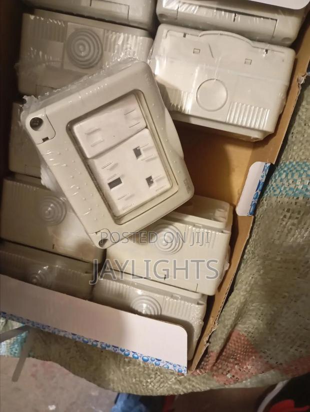 Weatherproof Out Door Switched Socket Single - main view