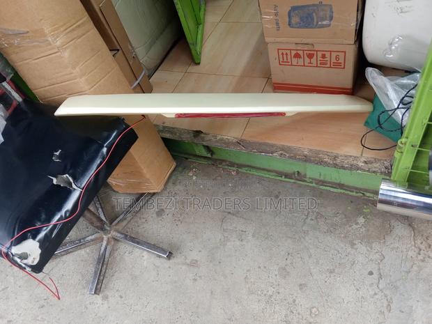 Spoiler Toyota Fielder - thumbnail 2