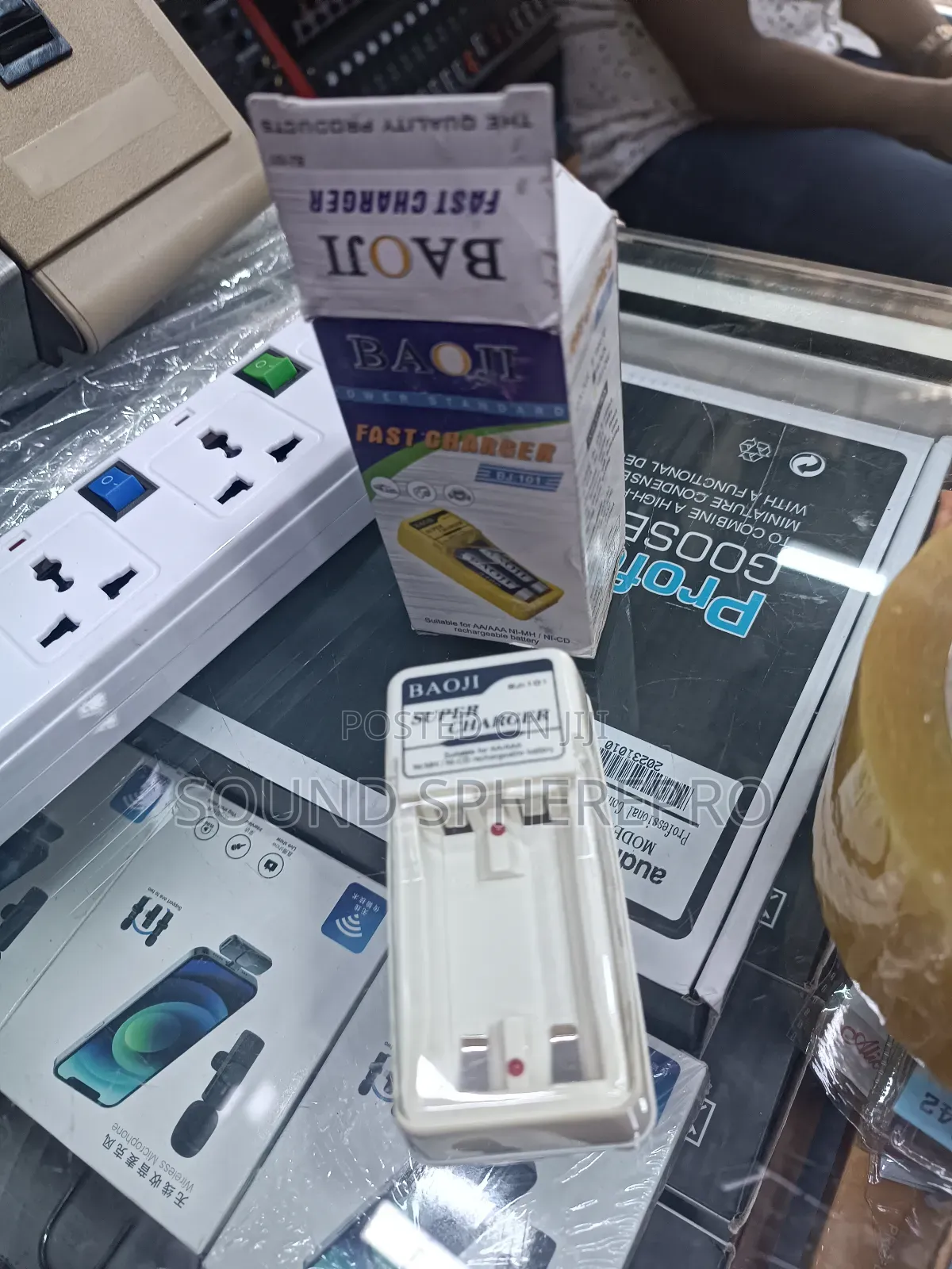 Baoji AA And AAA Charger