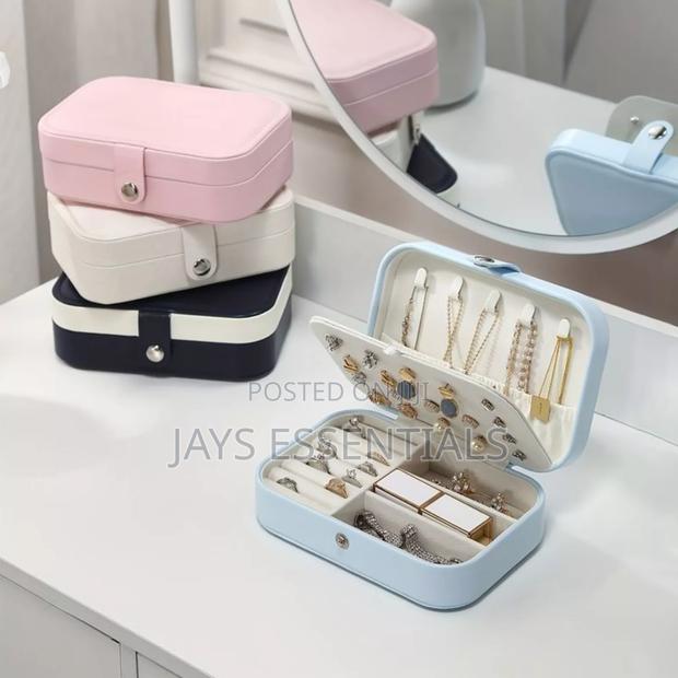 Double Layer Jewelry Organizer
