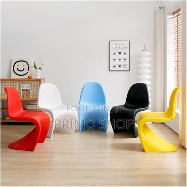 Eames Seats; Home Dining Chairs Stackable Plastic - main view