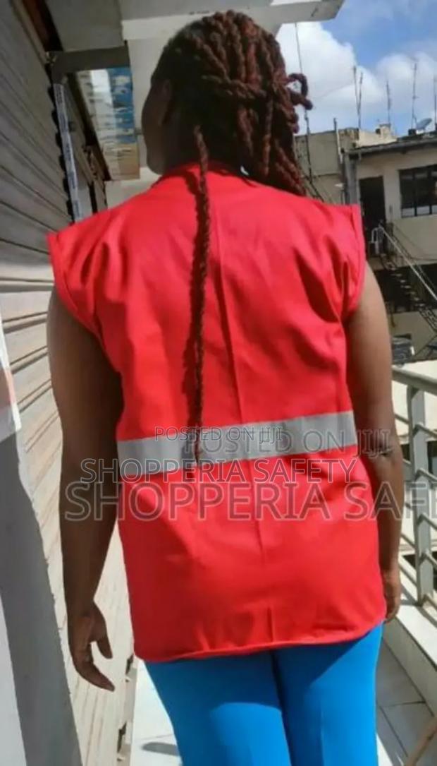 Red Customized Twill Reflector Vest - thumbnail 3