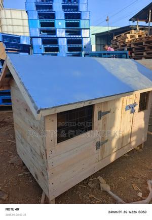 The Doghouse Den - thumbnail 2