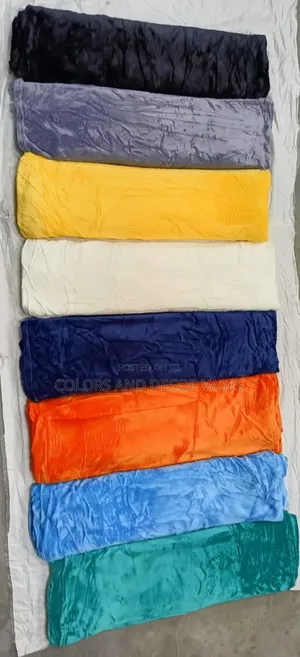 KSH 1200 Offer for Throw Blankets