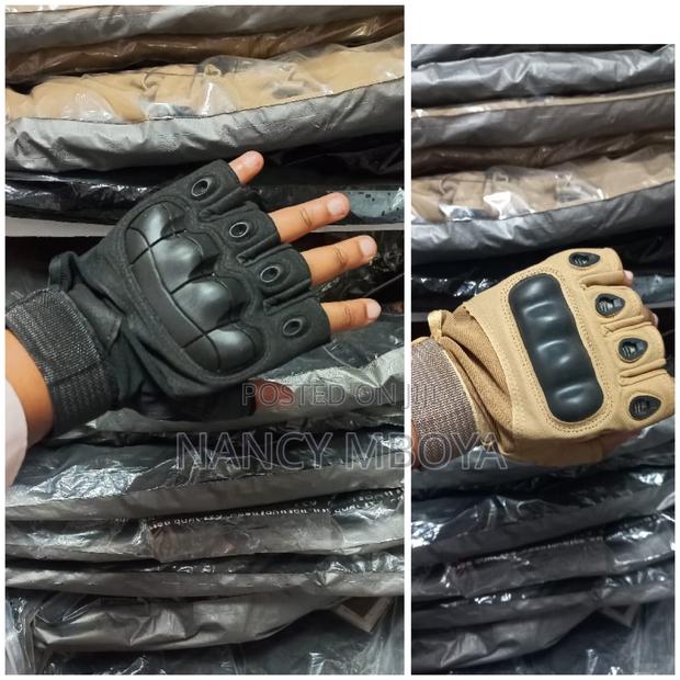 Short Fingers Gloves High Quality