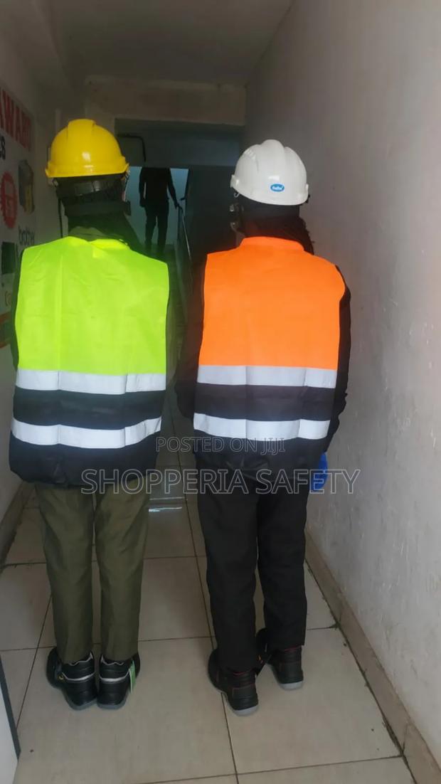 Executive Reflector Vest - thumbnail 2
