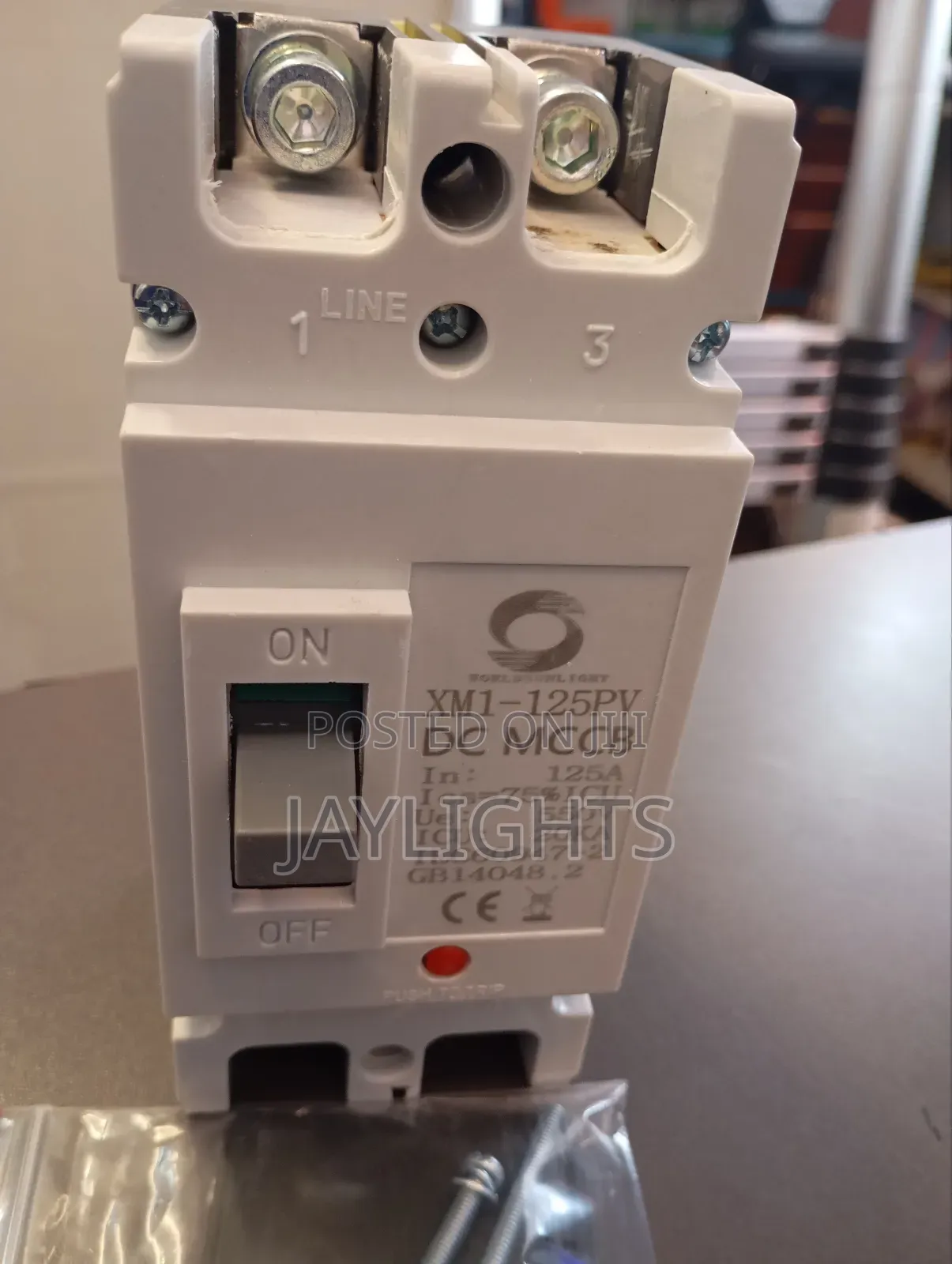 DC McCb -2p 125A 55 0V 35ka McCb Molded Case Circuit Breaker