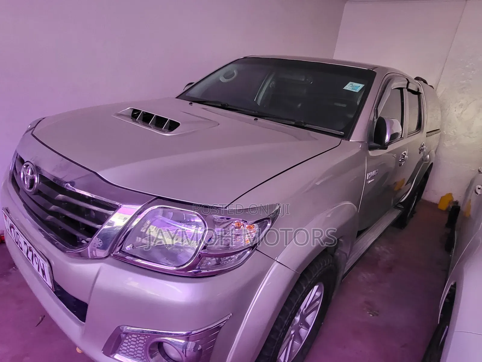 Toyota Hilux 2016 Silver