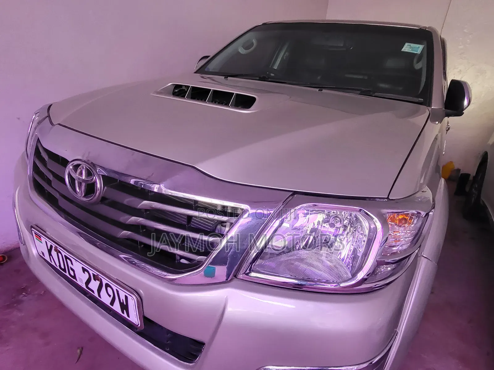 Toyota Hilux 2016 Silver