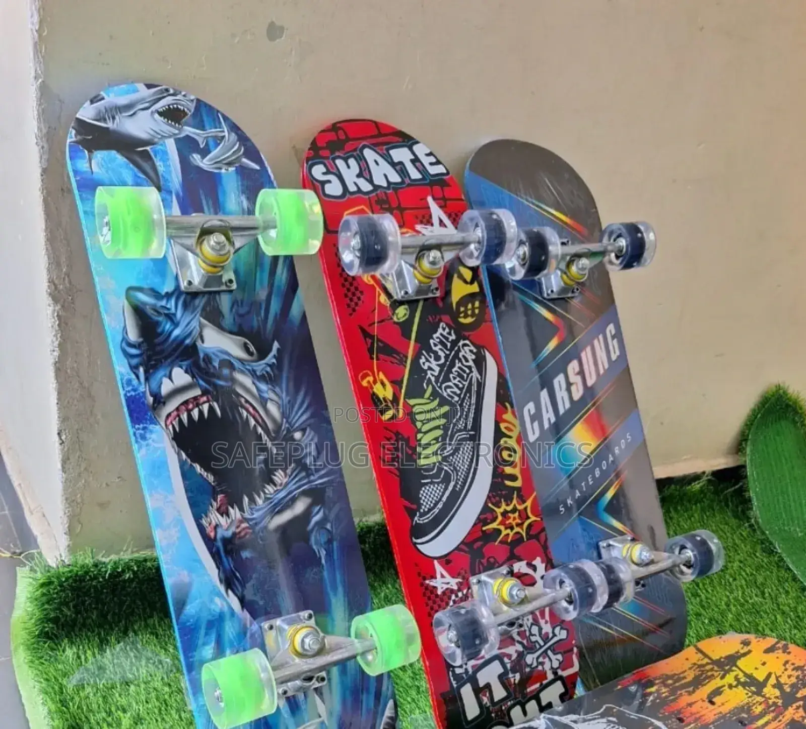 Skateboard With Rubber Wheels