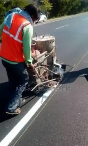 Road Surface Marking Machine