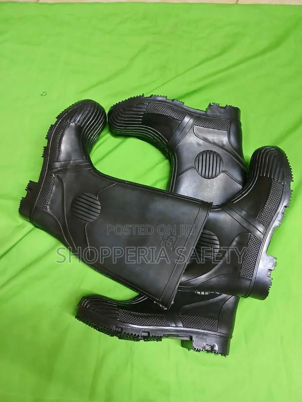 Heavy Duty Gumboot- Black - thumbnail 2