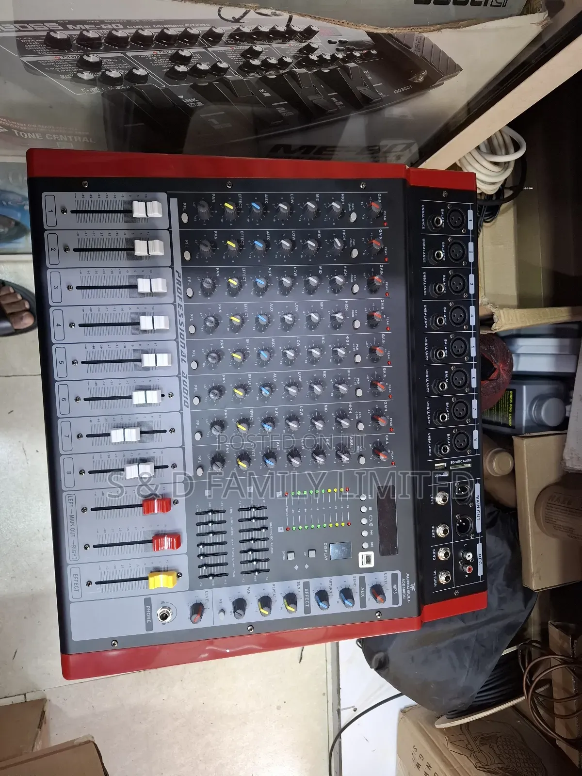 Audiobull 8 Channels Powered Mixer