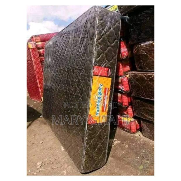 New 4.5by6 12 Inches Medium Density Quilted Mattress - main view